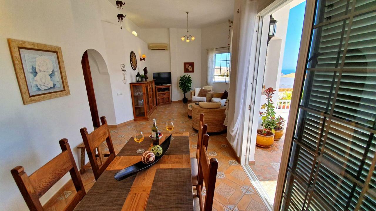 Ferienhaus Casa Blanca - Tarajalejo - Glasfaserinternet - Meerblick Kültér fotó