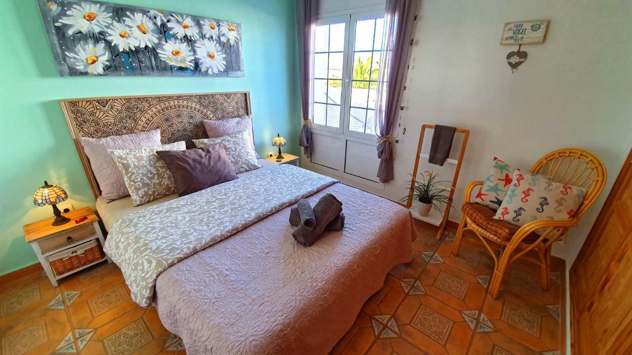 Ferienhaus Casa Blanca - Tarajalejo - Glasfaserinternet - Meerblick Kültér fotó