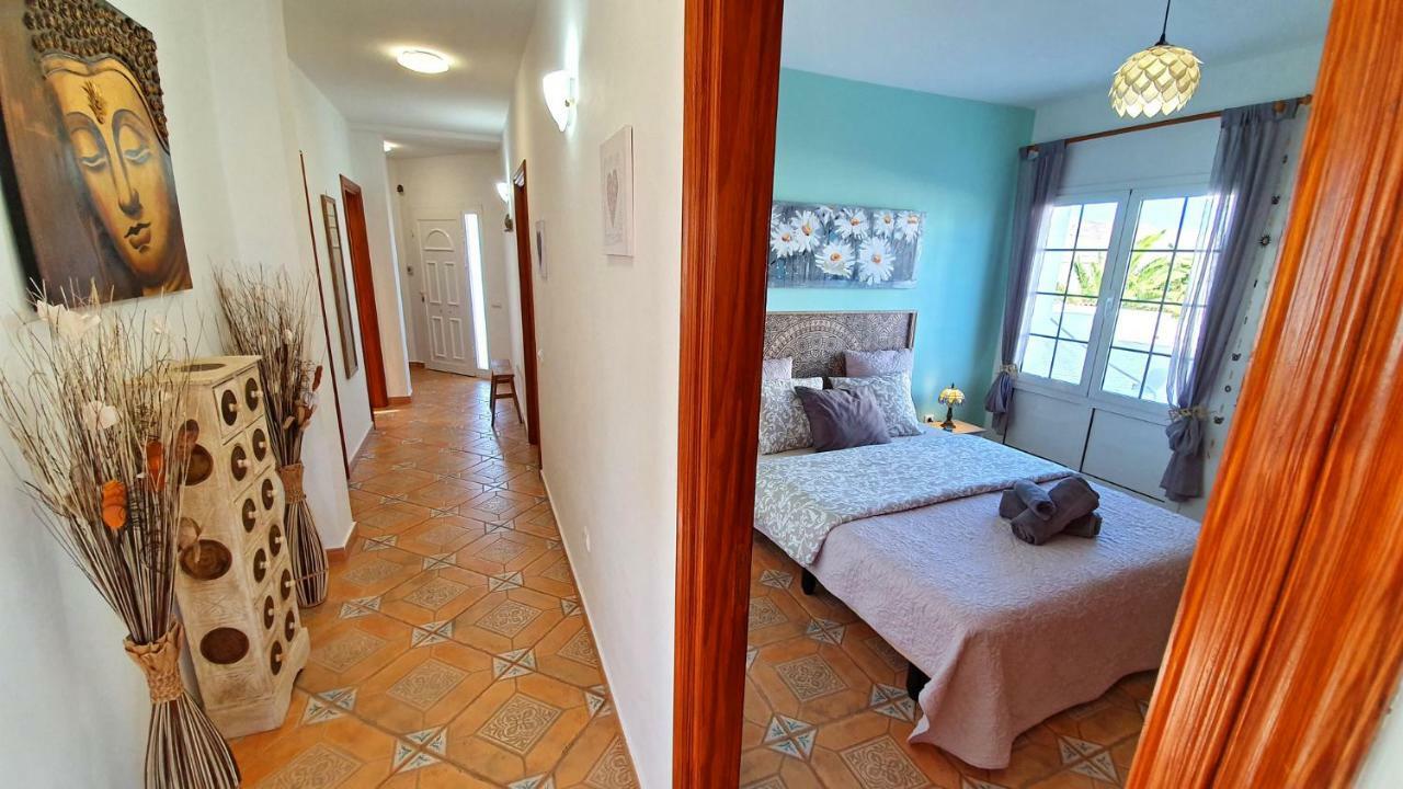 Ferienhaus Casa Blanca - Tarajalejo - Glasfaserinternet - Meerblick Apartman Kültér fotó