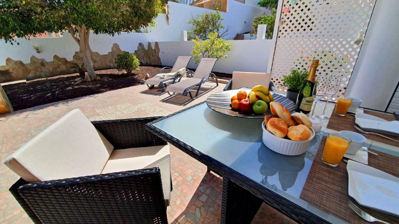 Ferienhaus Casa Blanca - Tarajalejo - Glasfaserinternet - Meerblick Kültér fotó