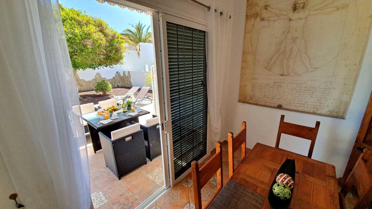 Ferienhaus Casa Blanca - Tarajalejo - Glasfaserinternet - Meerblick Kültér fotó